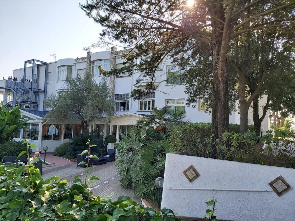 Capo Circeo Beach Resort Spa Fronte Mare San Felice Circeo Eksteriør billede